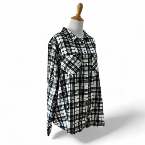 DIP NEW NOMAD PLAID FLANNEL BUTTON DOWN SHIRT BLACK WHITE PLUS SIZE 3X - Picture 1 of 14